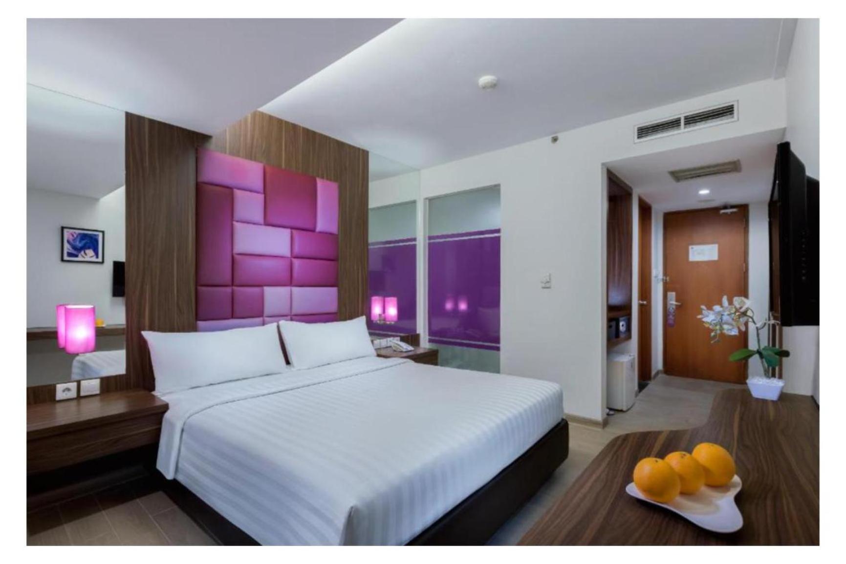 Quest Hotel Darmo - Surabaya by ASTON Exterior foto