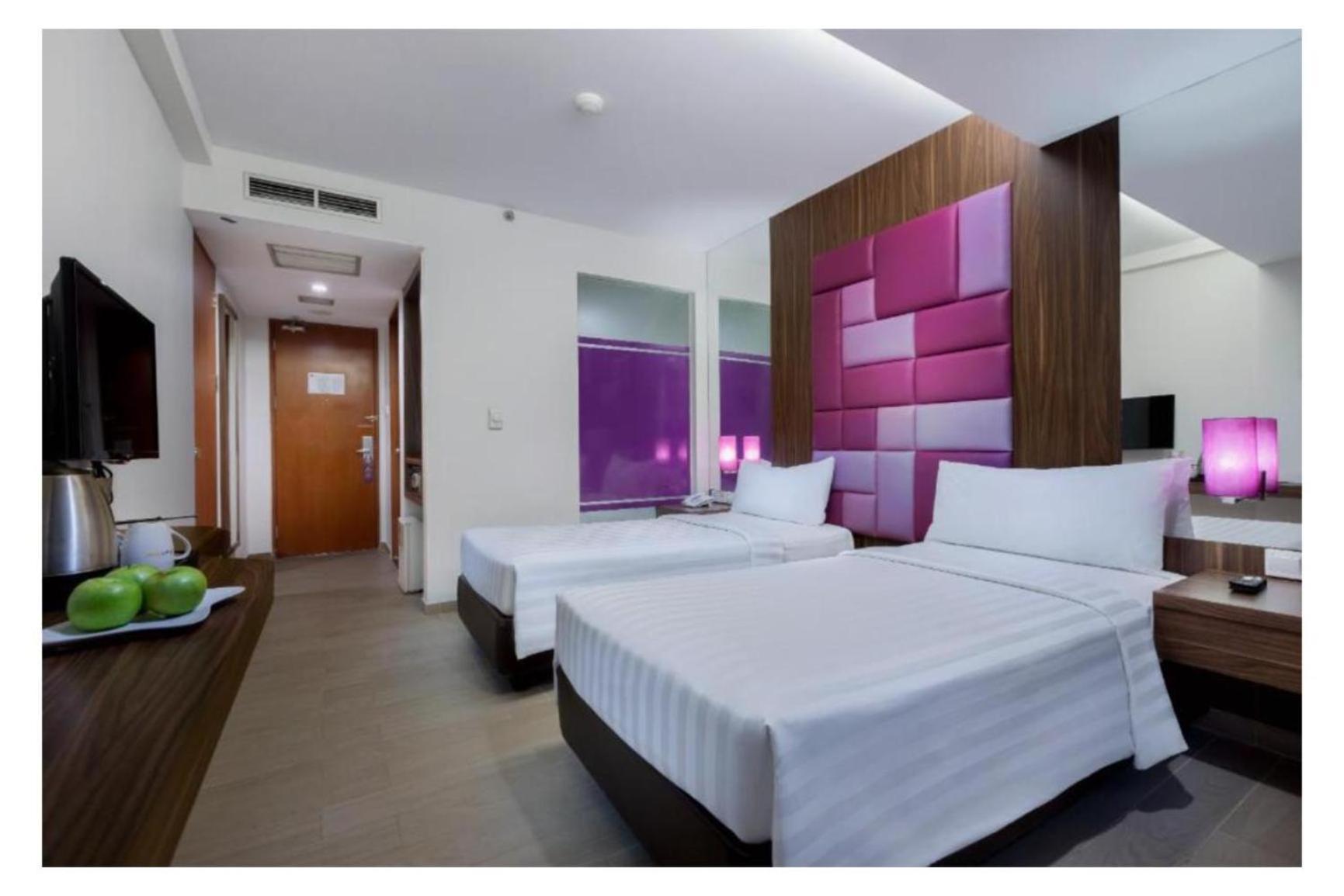 Quest Hotel Darmo - Surabaya by ASTON Exterior foto